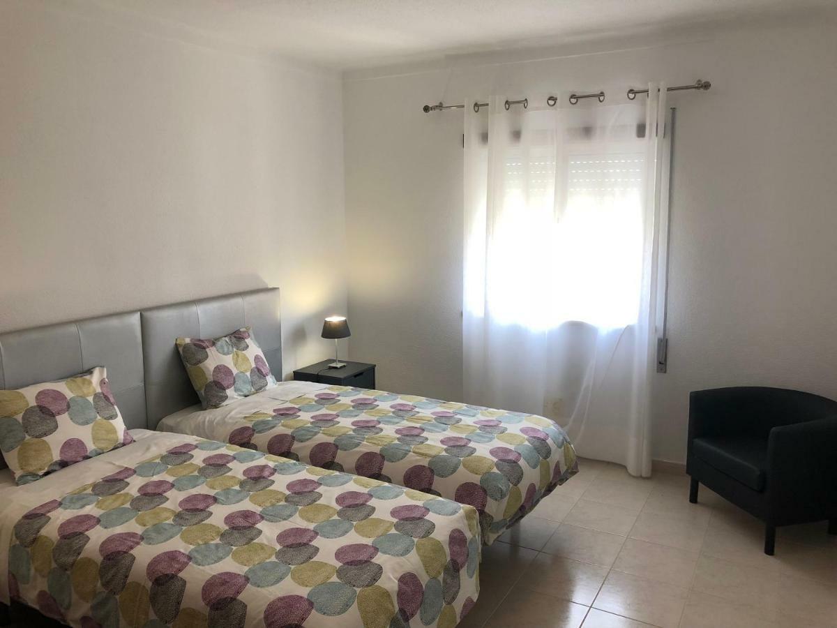 Olinda’s 2 Bedroom Apartment Lagos Buitenkant foto